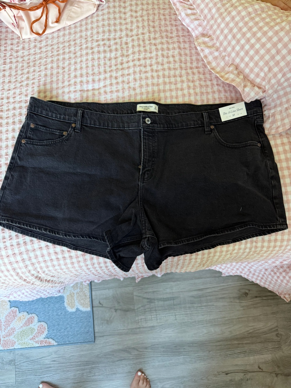 NWT Abercrombie A-Line Shorts